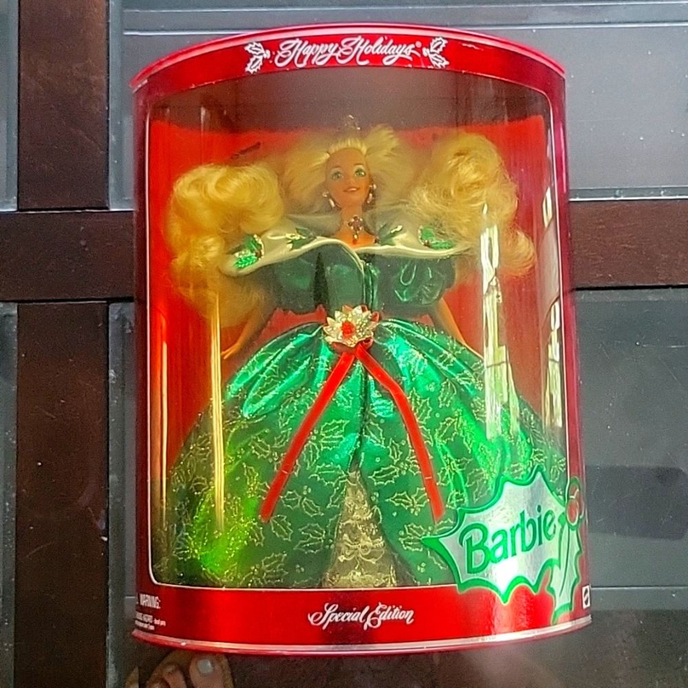 Special Edition Holiday Barbie 1995